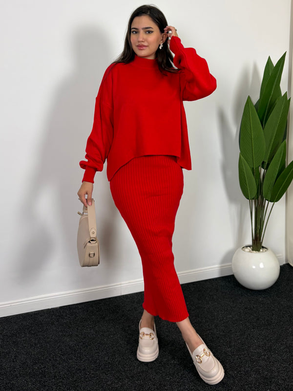 Robe + Pull en Maille Douce – Élégance Décontractée