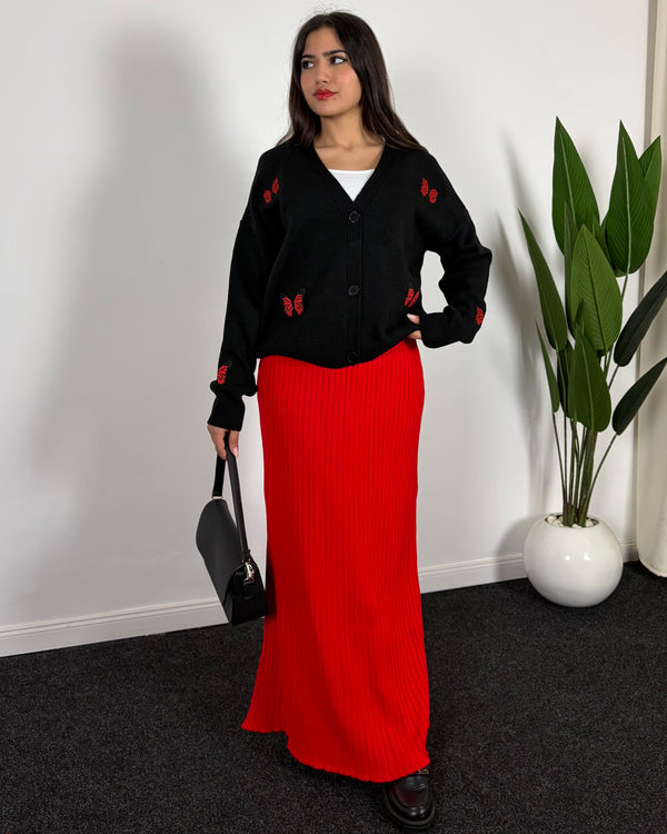 Ensemble en tricot brodé papillon – Cardigan & jupe cloche élégante