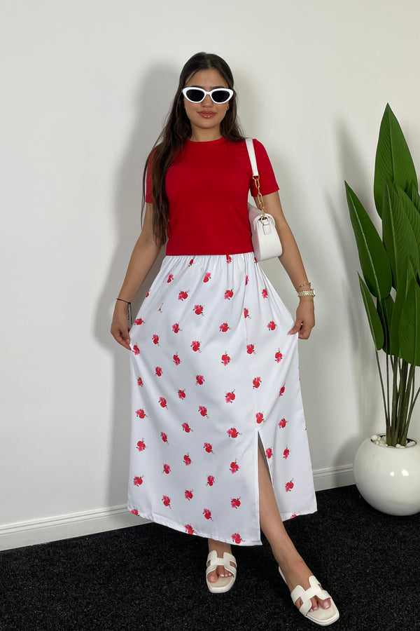 Ensemble jupe fendue et top fleuri